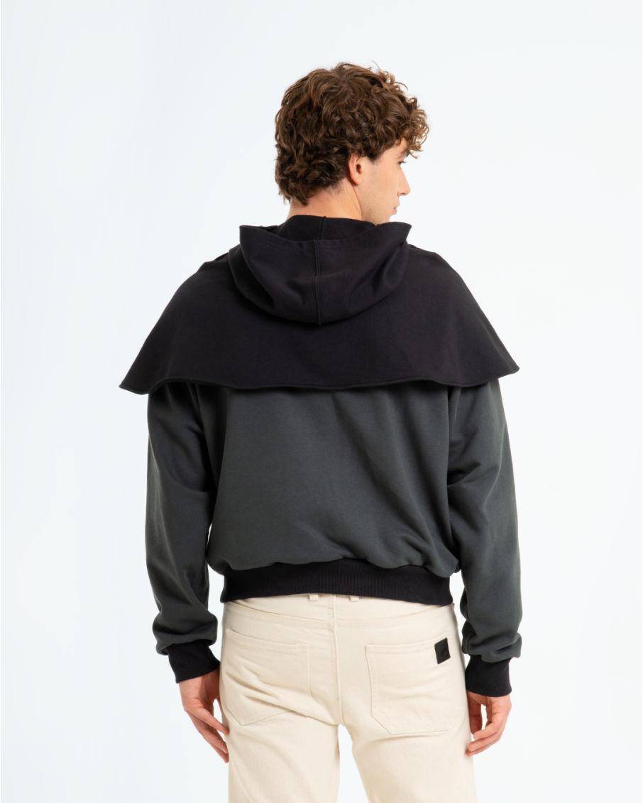 ALARIC - HOODIE CON MANTELLA